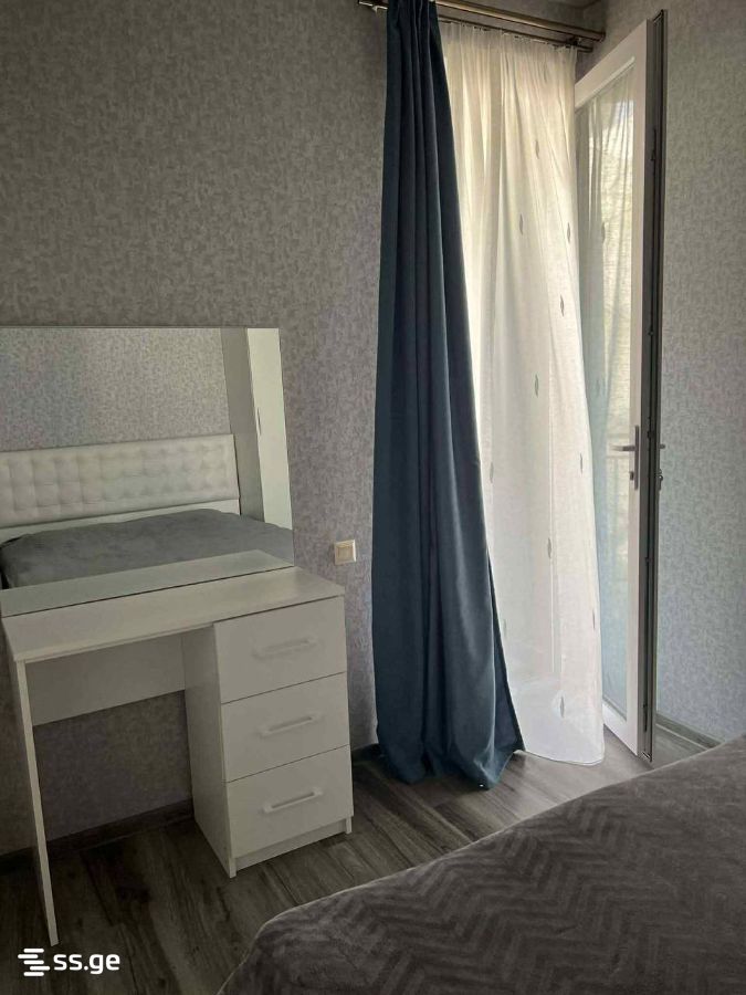 14 - 3 rooms