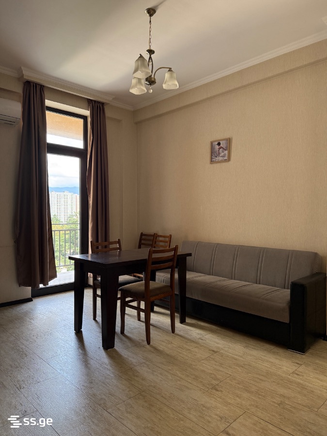 chiaureli st. 9 - 2 rooms