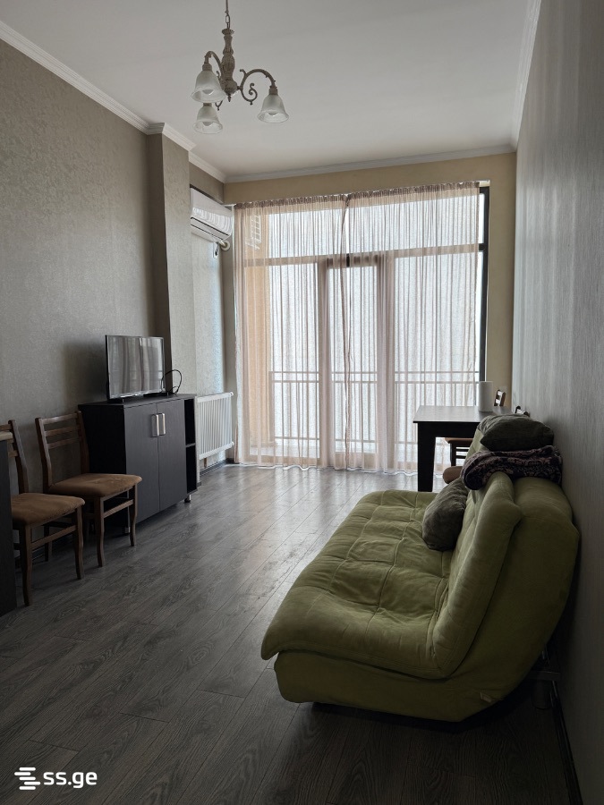 chiaureli st. 9 - 2 rooms