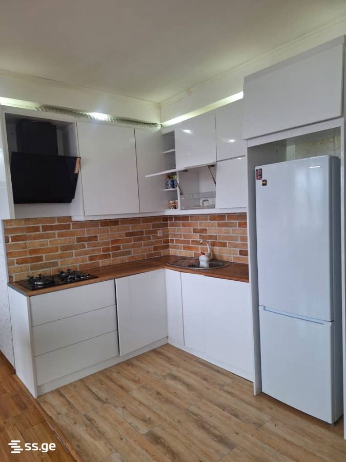 Ts. Dadiani st. (nadzaladevi) 1 - 3 rooms