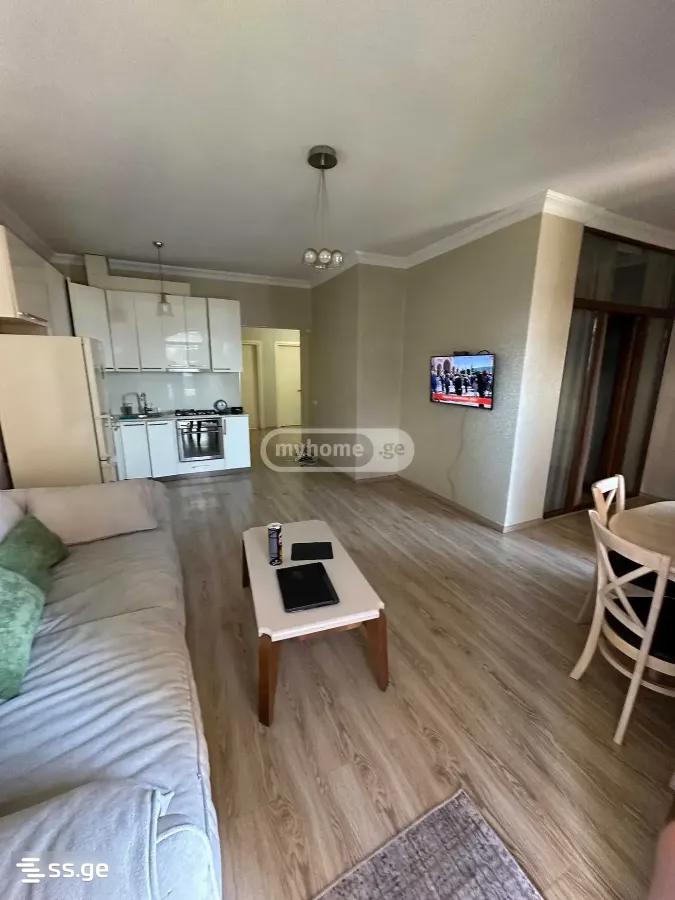 Sh. Rustaveli Ave. 43 - 4 rooms