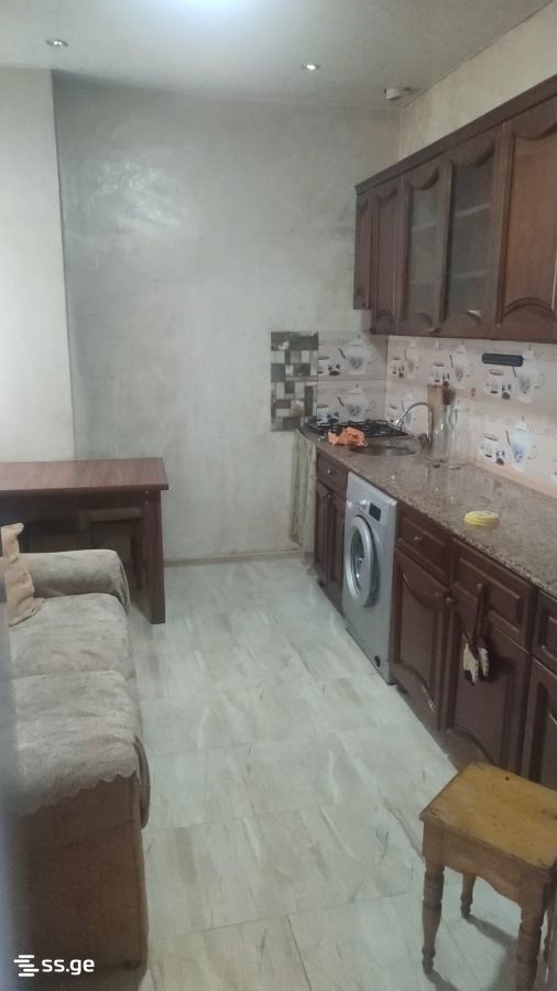 13 - 4 rooms