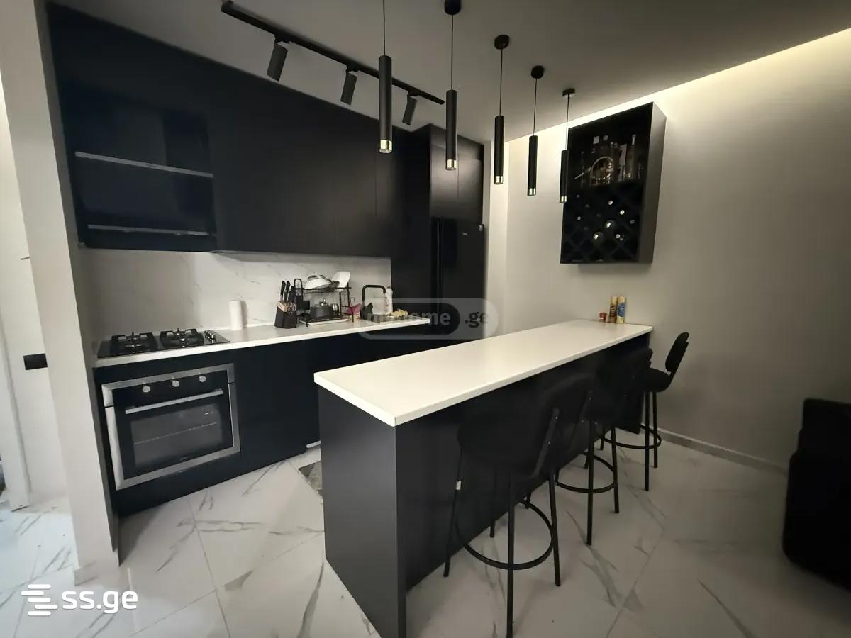Bob walsh st. - 2 rooms