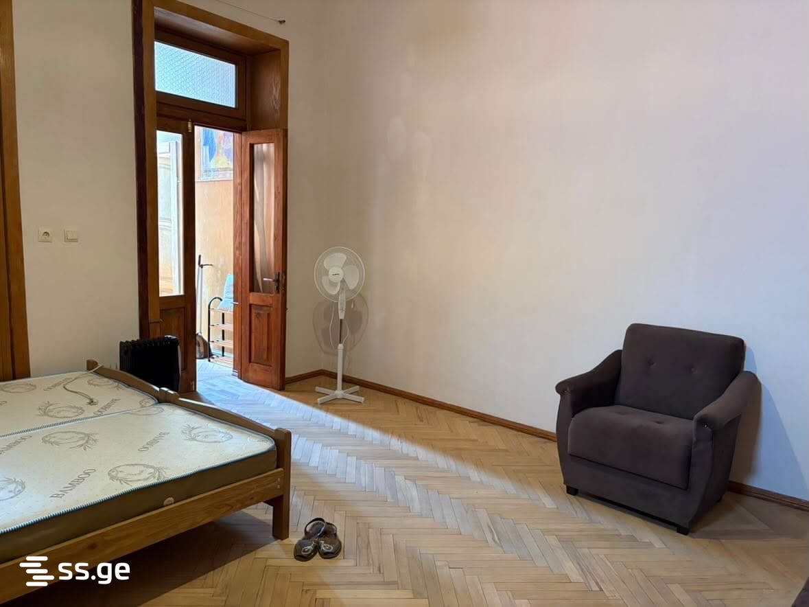 Qvlividze st. - 1 rooms