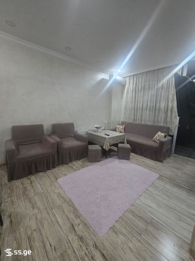 32 - 3 rooms