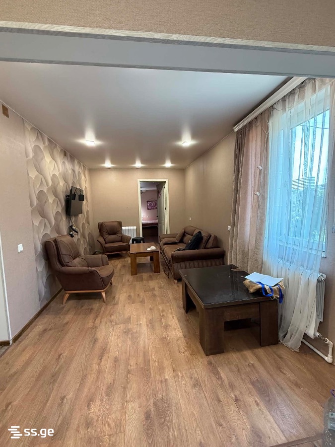 khomleli st. 4 - 3 rooms