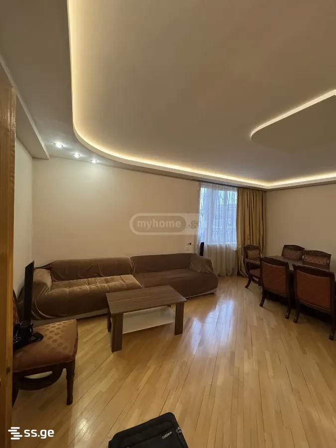 kutaisi st. 1 - 4 rooms