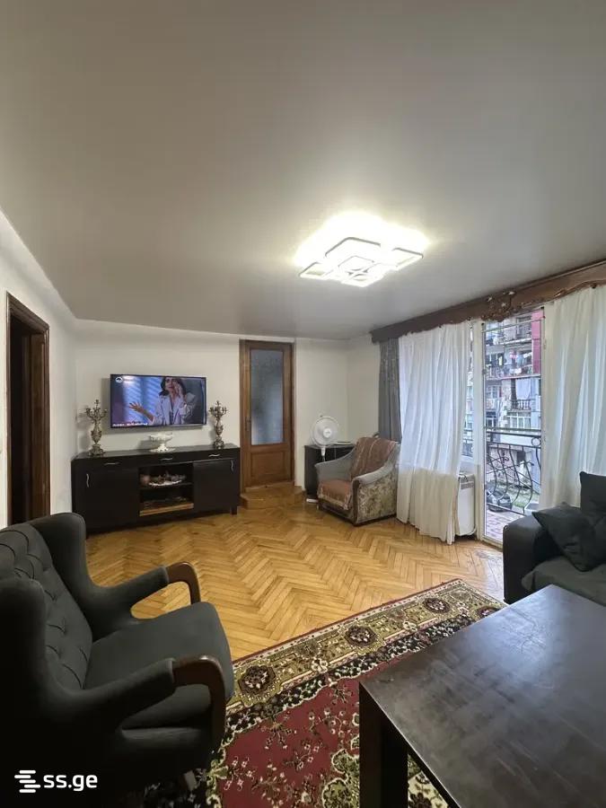 4 - 3 rooms