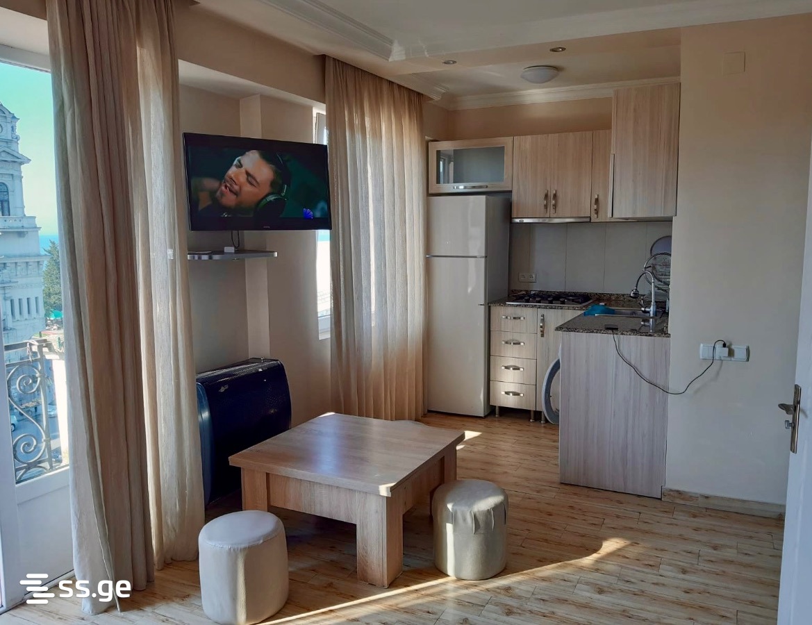 Chavchavadze st. 3 - 2 rooms