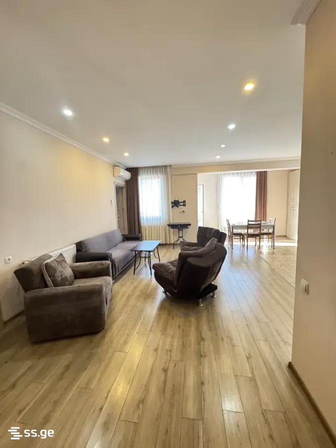 poti st. - 3 rooms