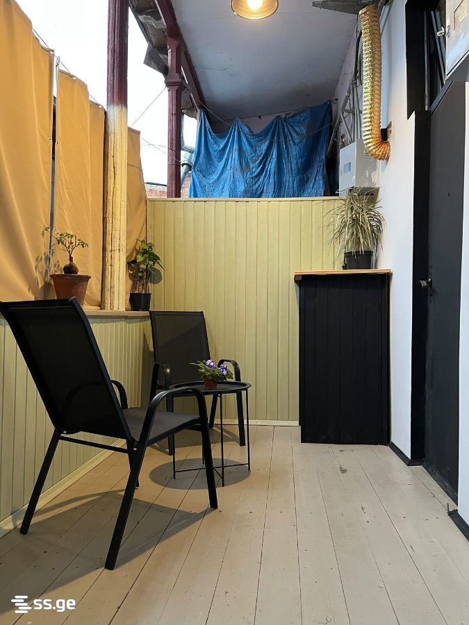 tabukashvili st. 0 - 1 rooms