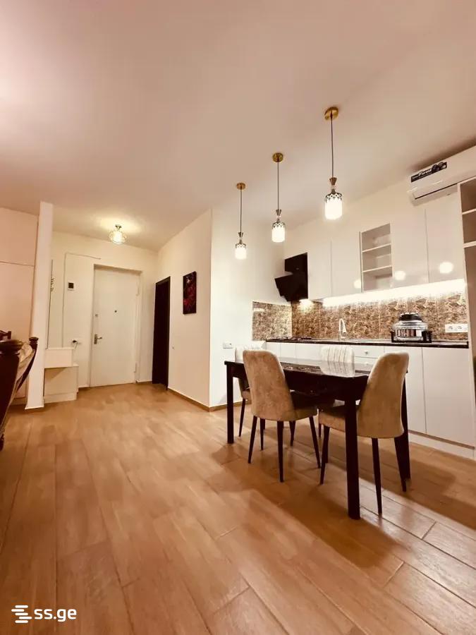 vaja pshavela I chikhi - 3 rooms