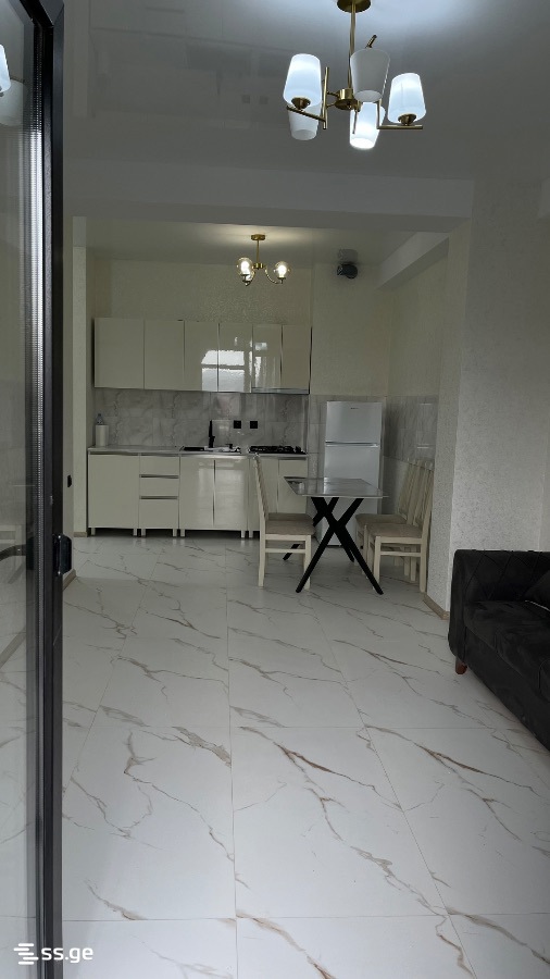 Khergiani st. 13 - 2 rooms