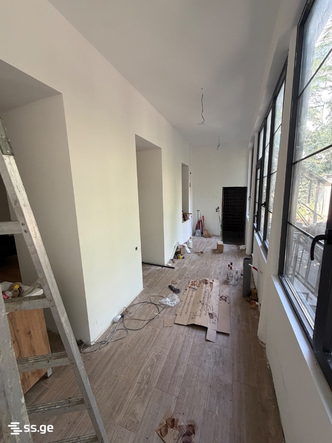nishnianidze st. 5 - 2 rooms