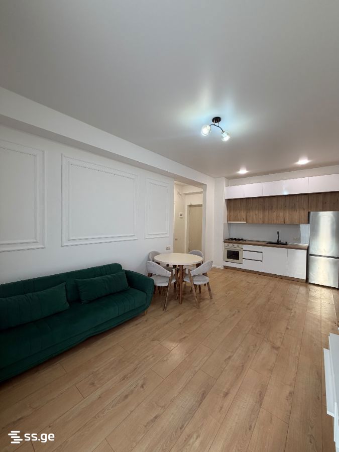 petre imeri st. 8 - 4 rooms