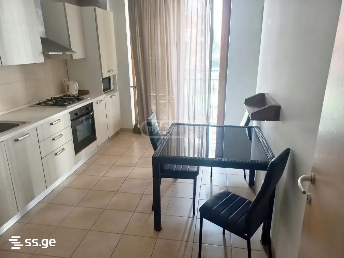 Kartozia st. 8 - 4 rooms