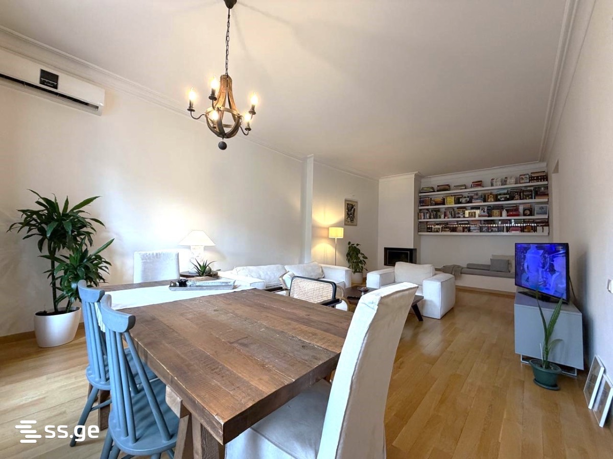 a.razmadze st. - 4 rooms