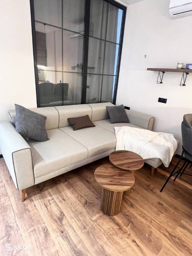 6 - 2 rooms