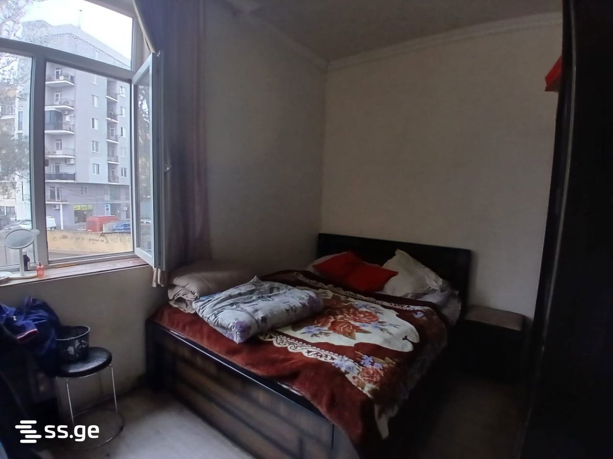 32 - 2 rooms