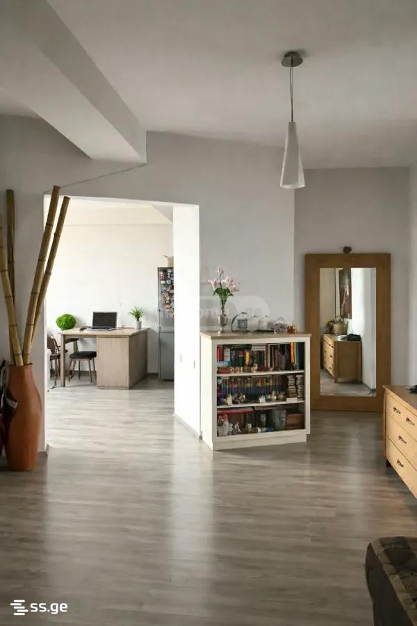 a.wereTlis avenue - 4 rooms