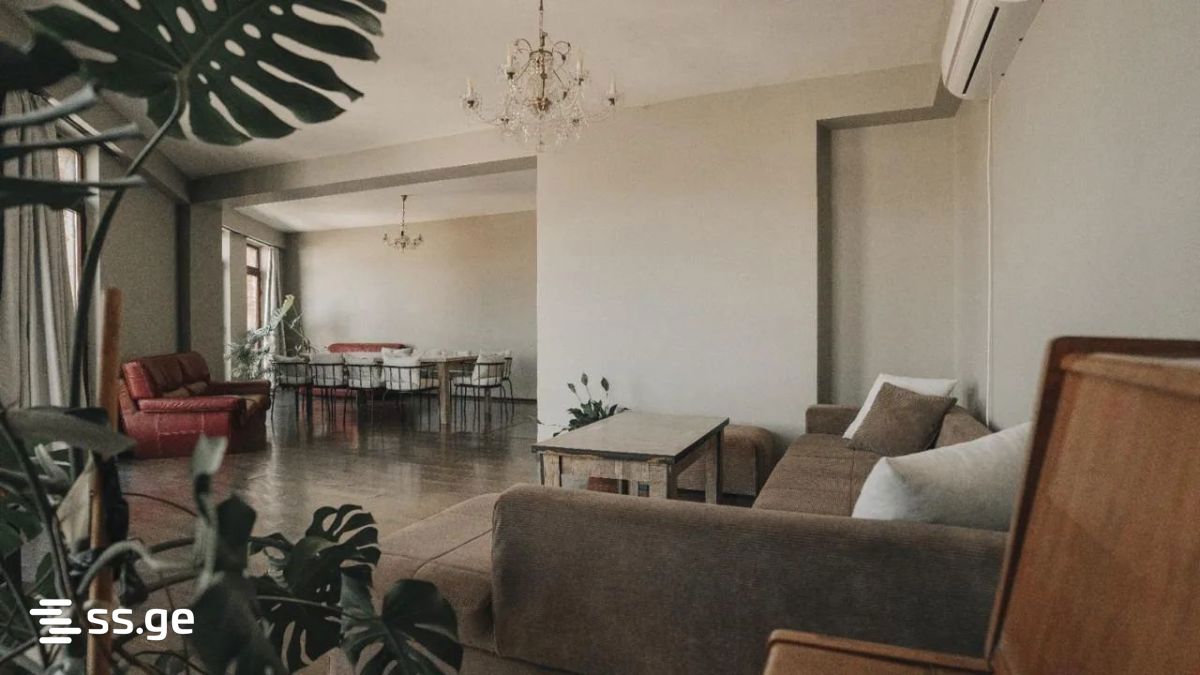 Egnate Ninoshvili Street 8 - 5 rooms