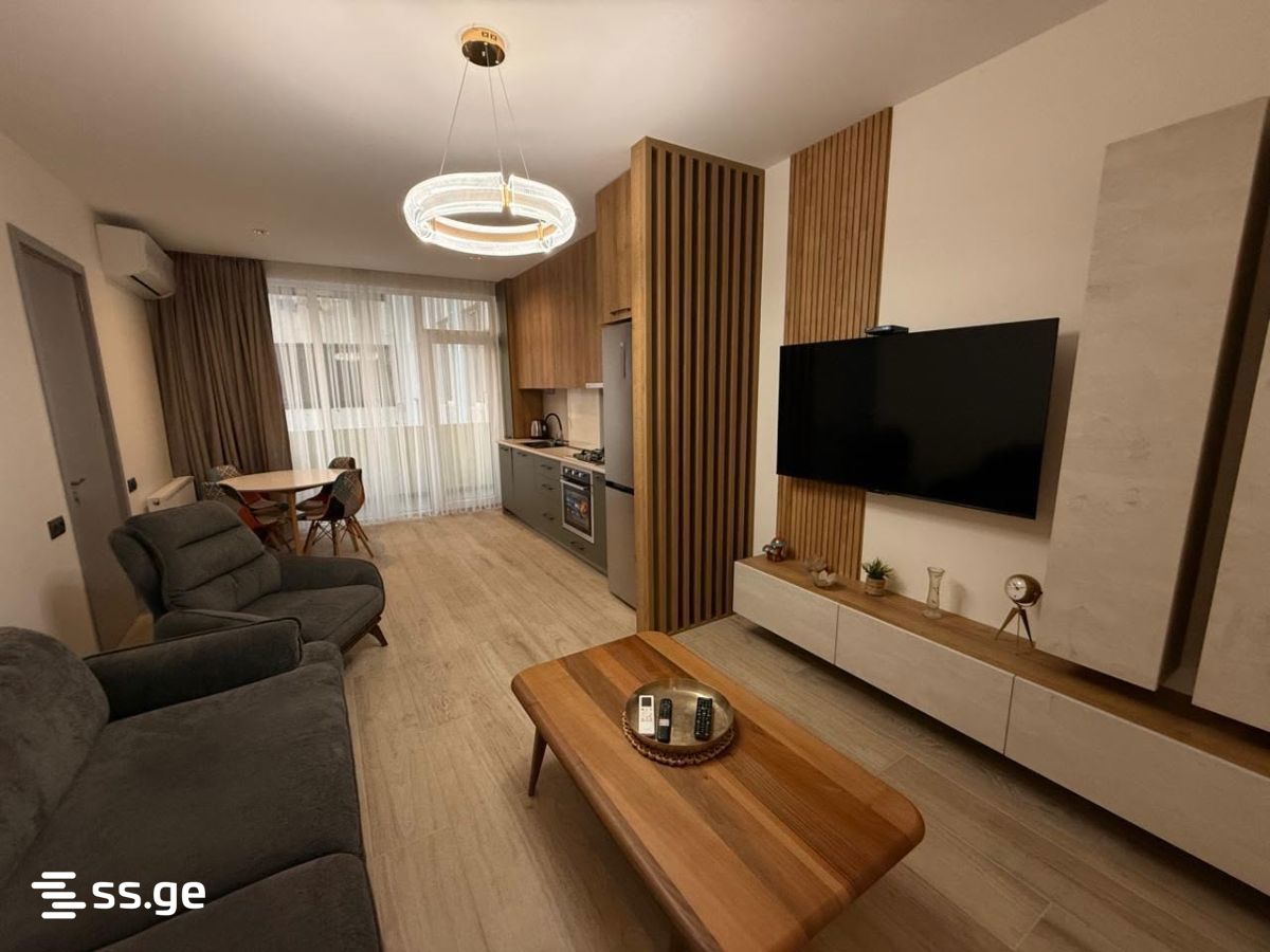 R. Nizharadze st. 9 - 3 rooms