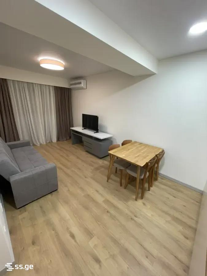navtlugi st. 10 - 3 rooms