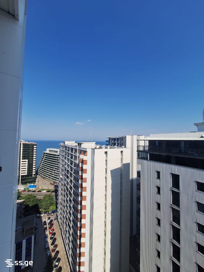 R. Nizharadze st. 5 - 1 rooms