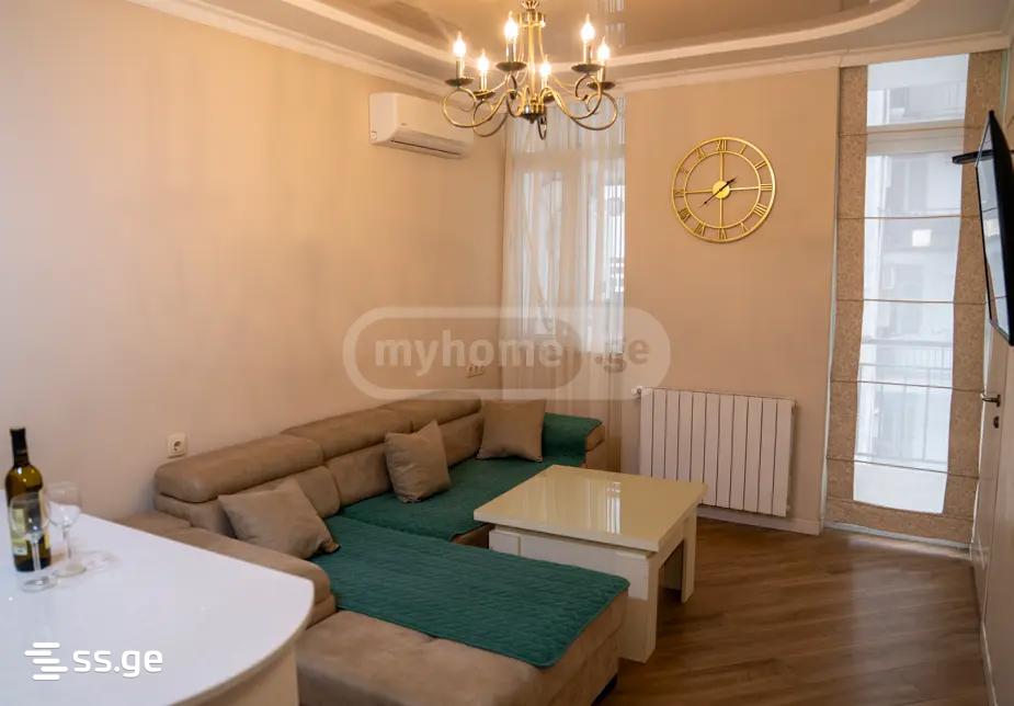 Takaishvili Street 51 - 3 rooms