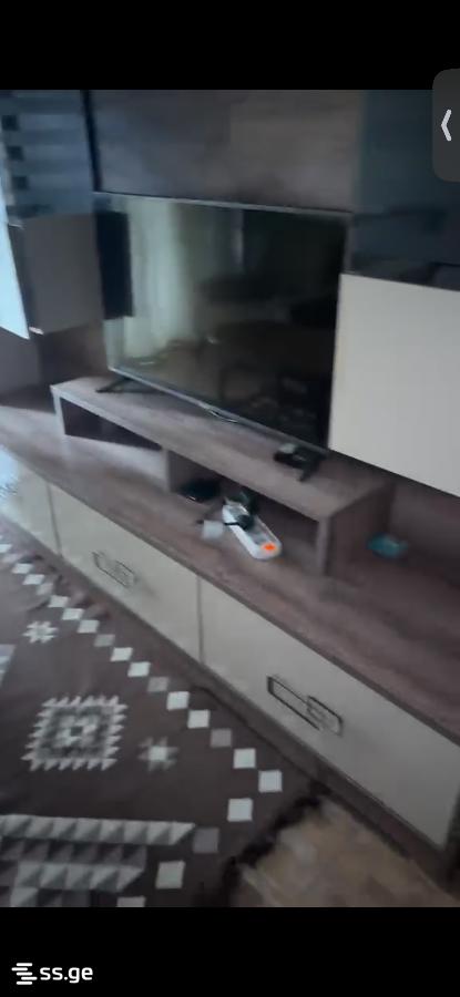 4 - 2 rooms