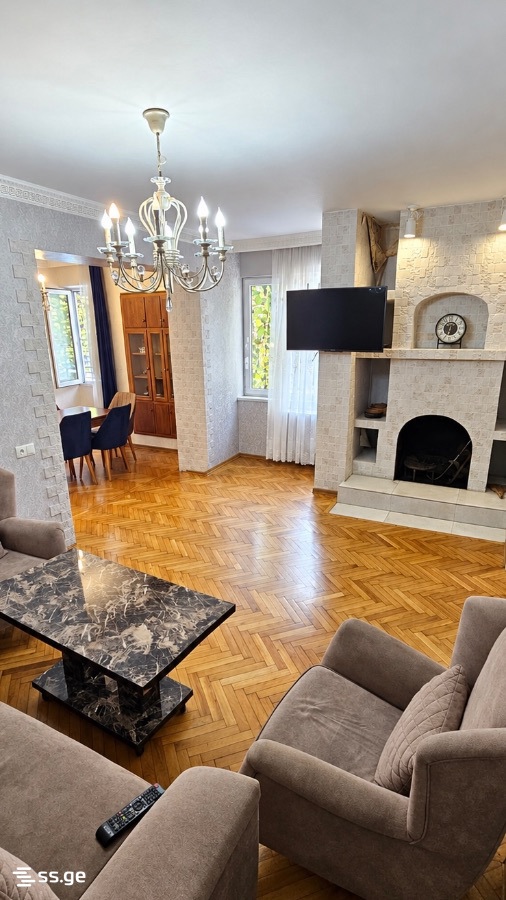 6 - 4 rooms
