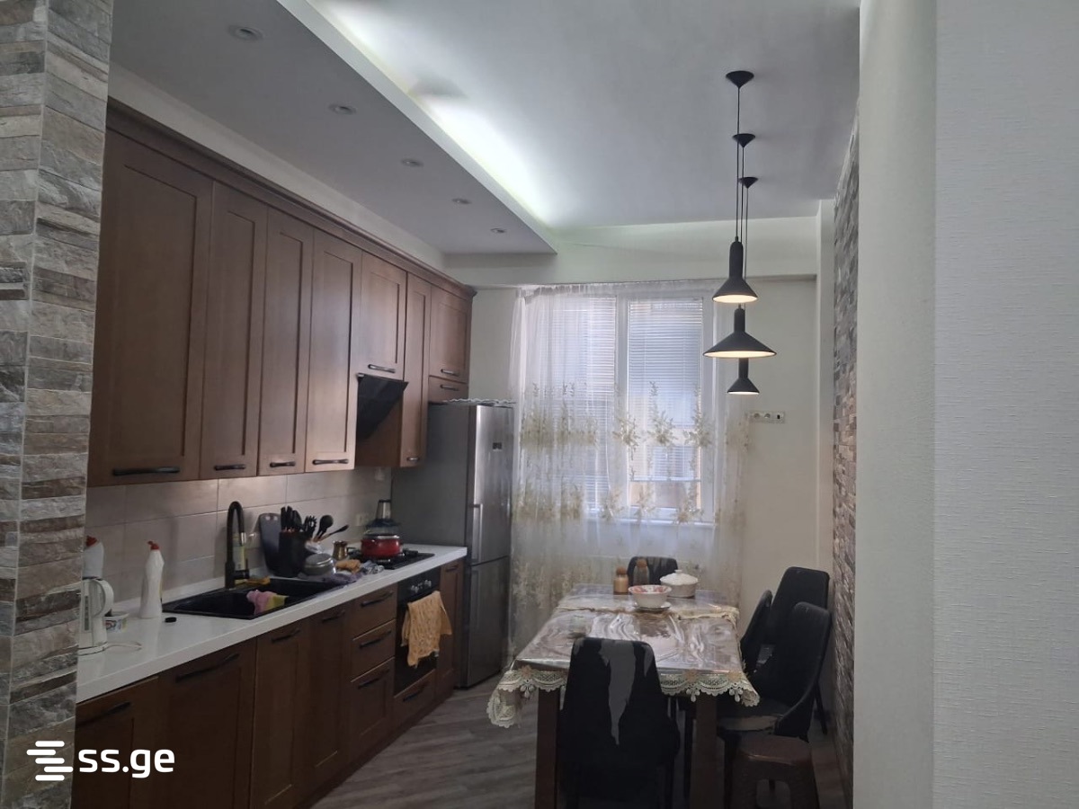 sairme st. - 3 rooms
