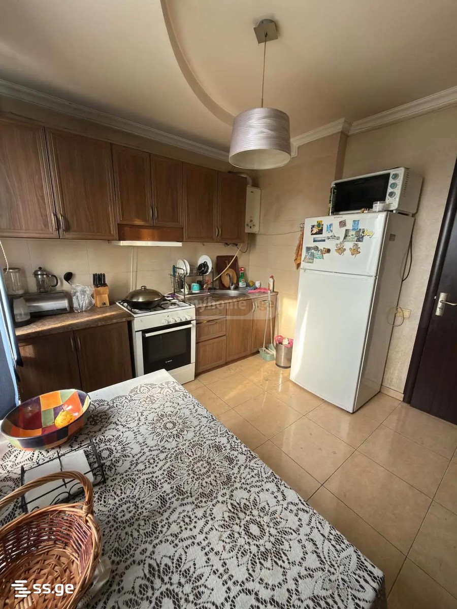 shartava st. 11 - 5 rooms