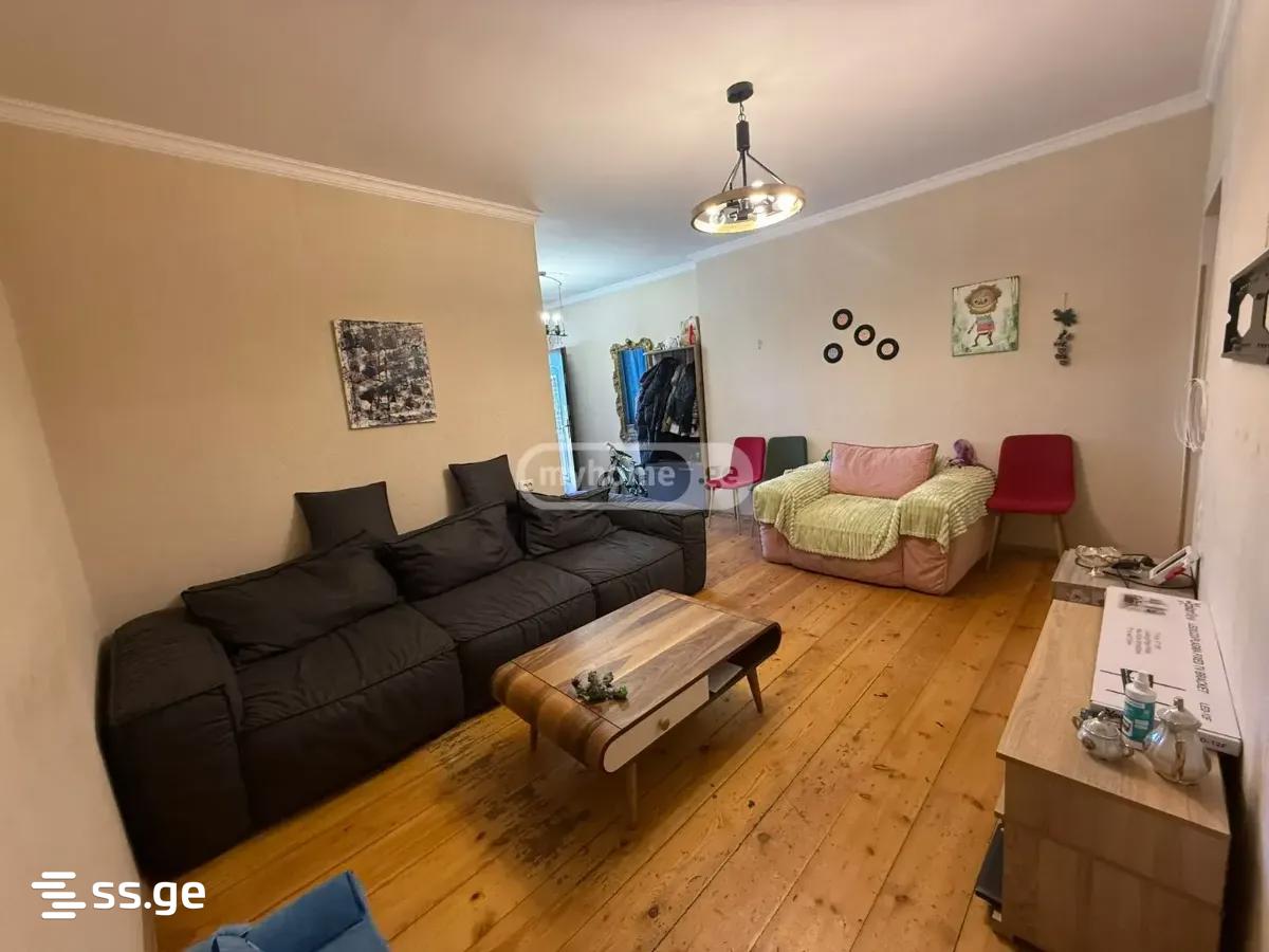 d. jgenti st. - 5 rooms