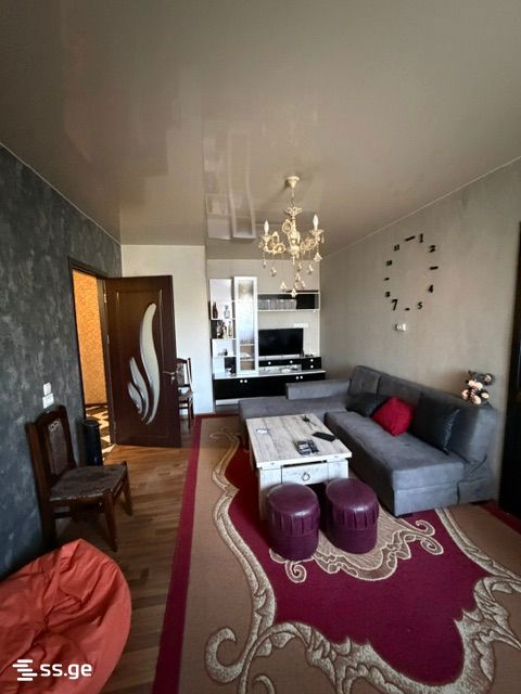 25 - 3 rooms