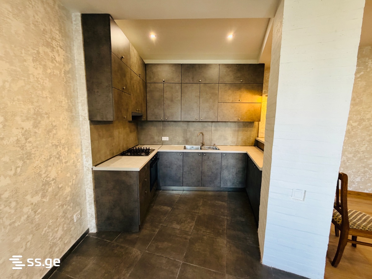 Giorgi Guramishvili St. 5 - 3 rooms