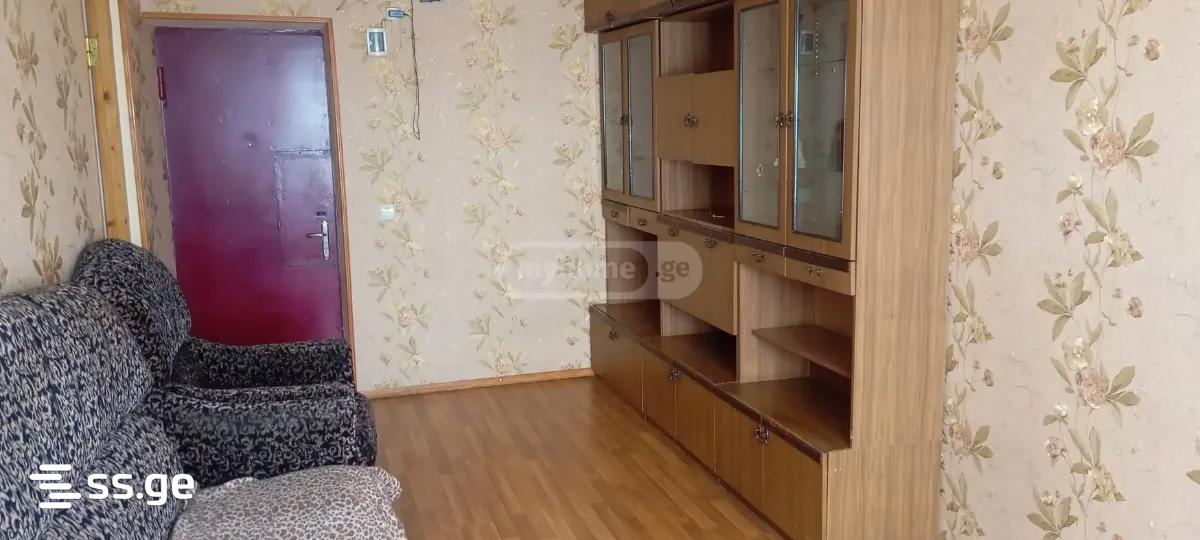 gr. lordkipanidze st. - 3 rooms