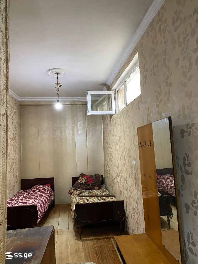 VII Microdistrict - Gldani  13 - 1 rooms