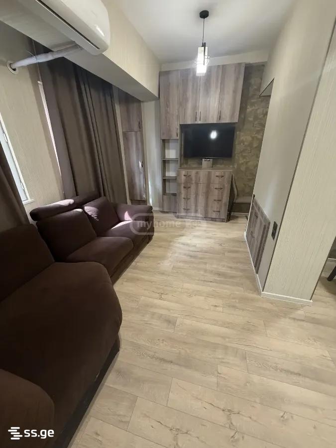 nucubidze st. 221 - 3 rooms