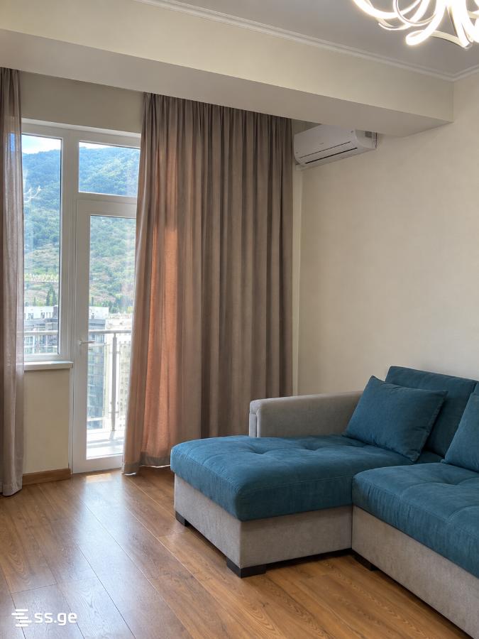 gulia st. 4 - 2 rooms