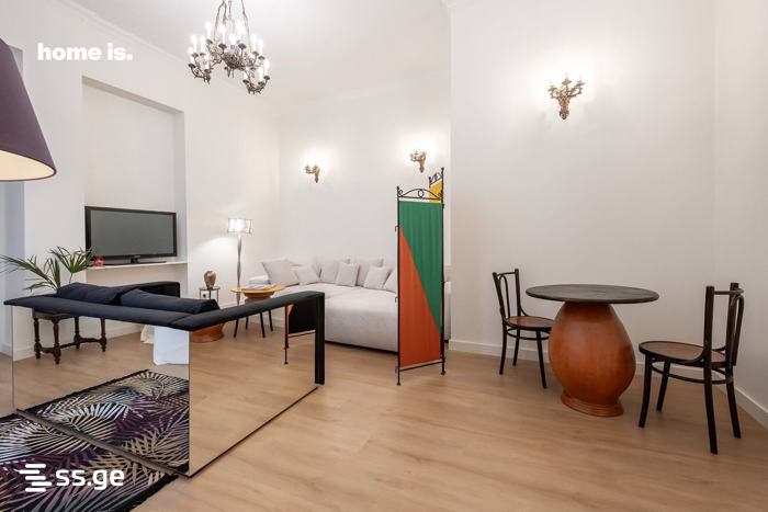 al. chavchavadze - 3 rooms