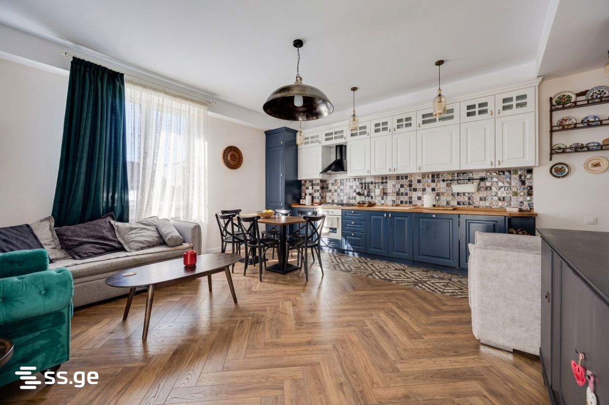 kuchishvili st. 18 - 3 rooms