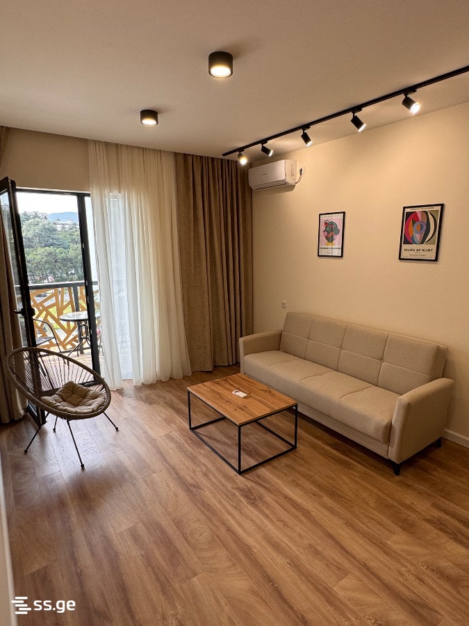 Marshal Archil Gelovani Ave. 7 - 2 rooms