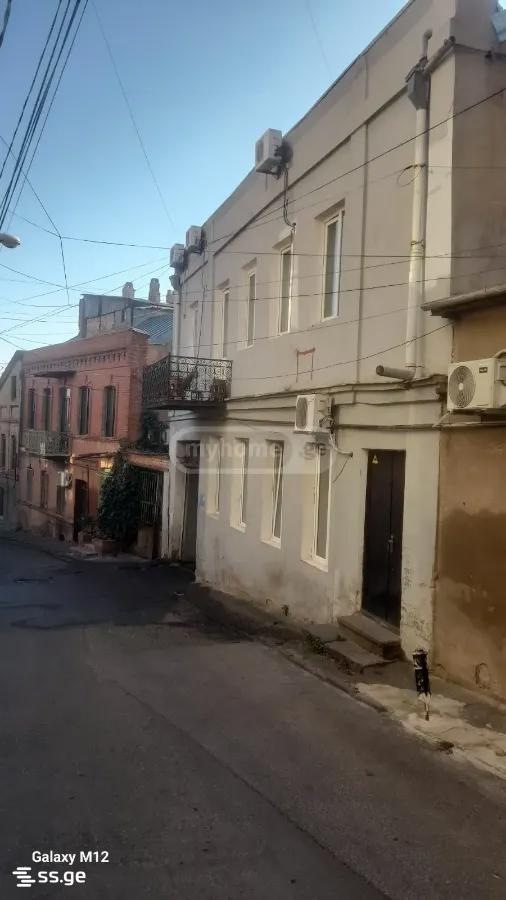 kipiani st. - 4 rooms