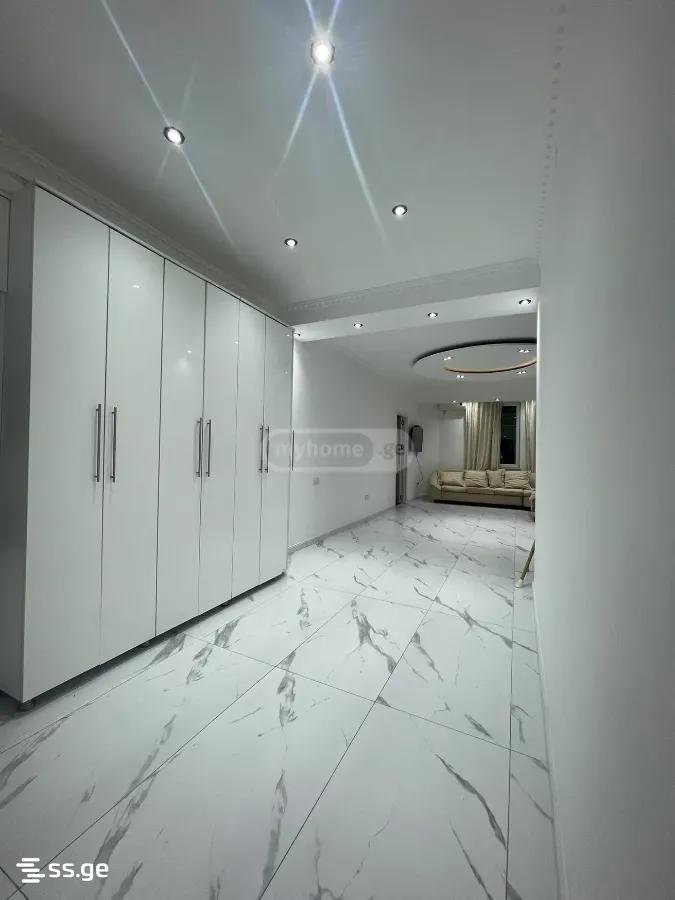 chikovani st. 7 - 4 rooms