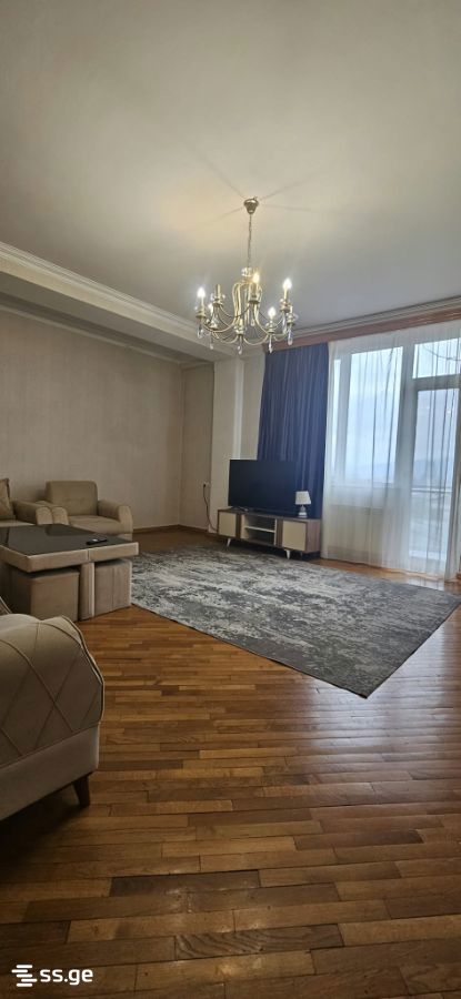 makashvili st. 31 - 5 rooms