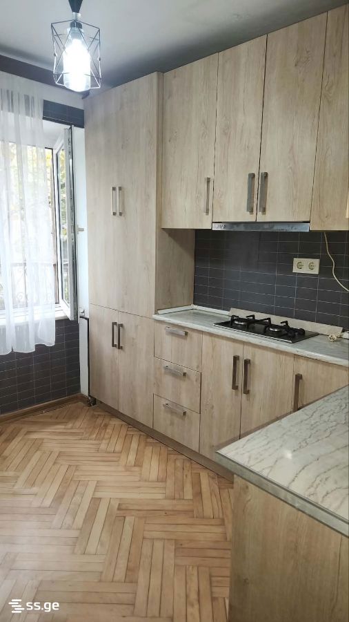 a.wereTlis avenue 0 - 1 rooms