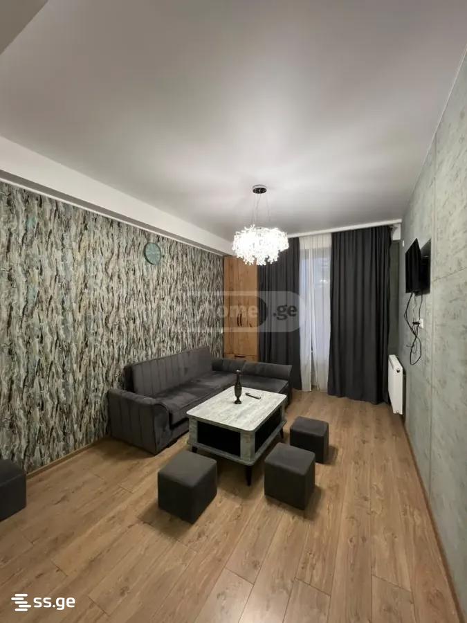 Bob walsh st. - 2 rooms
