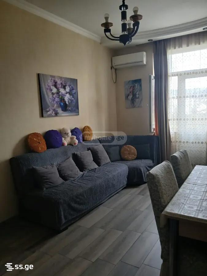 Beri Gabriel Salosi Ave. - 3 rooms