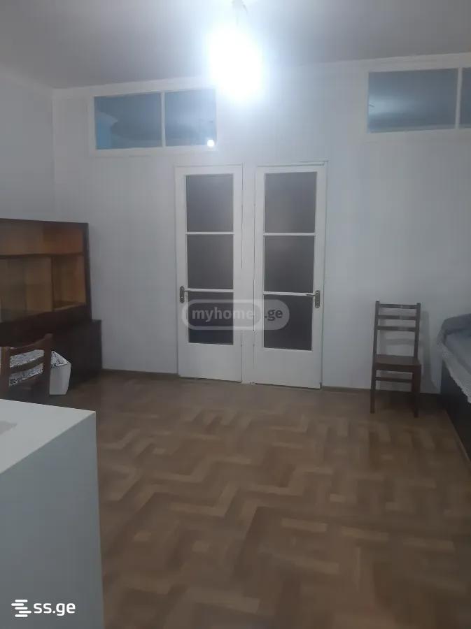 R.Chkhikvadze st. - 3 rooms